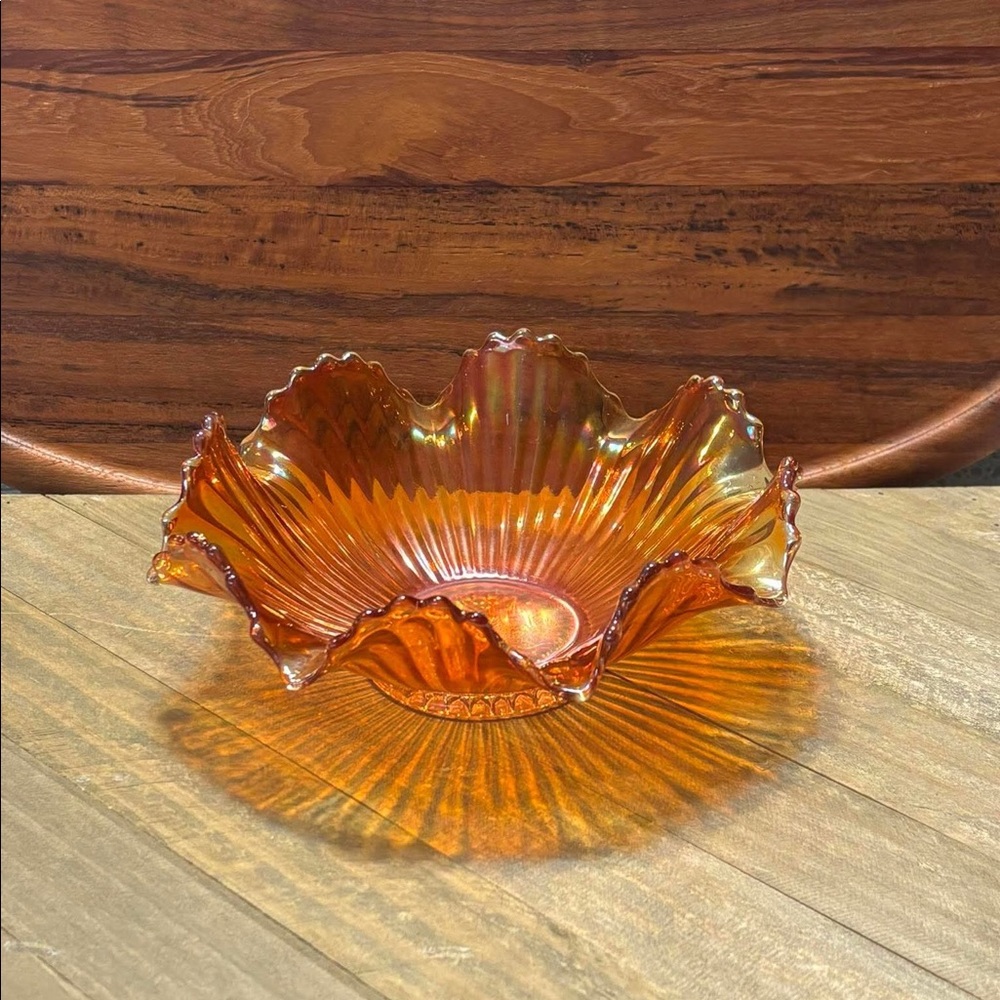 Fenton Stippled Rays Marigold Carnival Glass Bowl